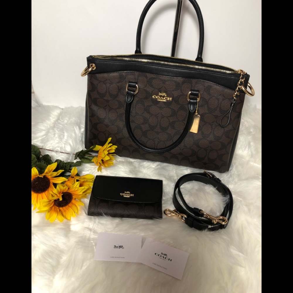 Coach signature tote & wallet